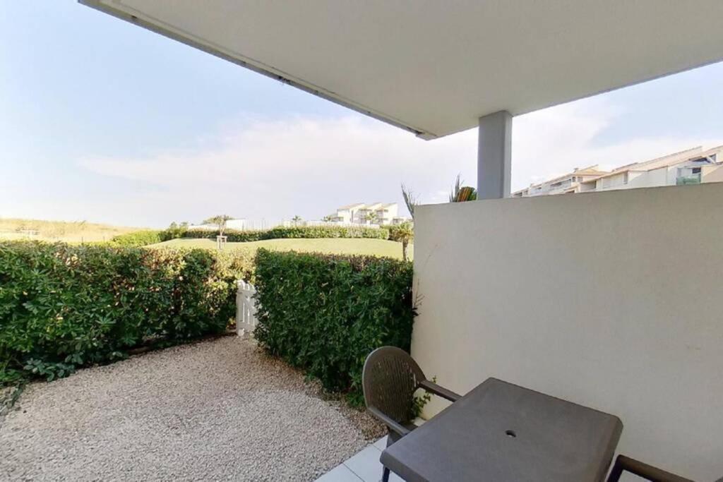 Les Goelettes - Appartement En Rdc Avec Acces Direct A La Plage Saint-Cyprien  Exterior foto