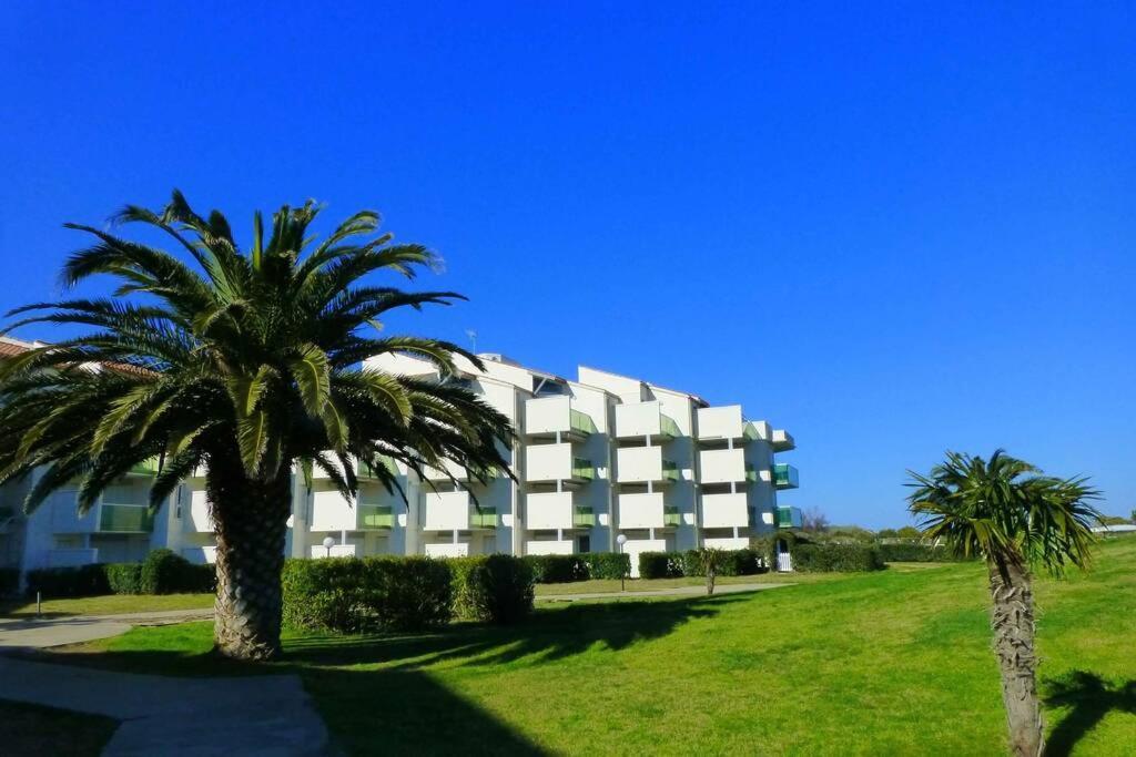Les Goelettes - Appartement En Rdc Avec Acces Direct A La Plage Saint-Cyprien  Exterior foto