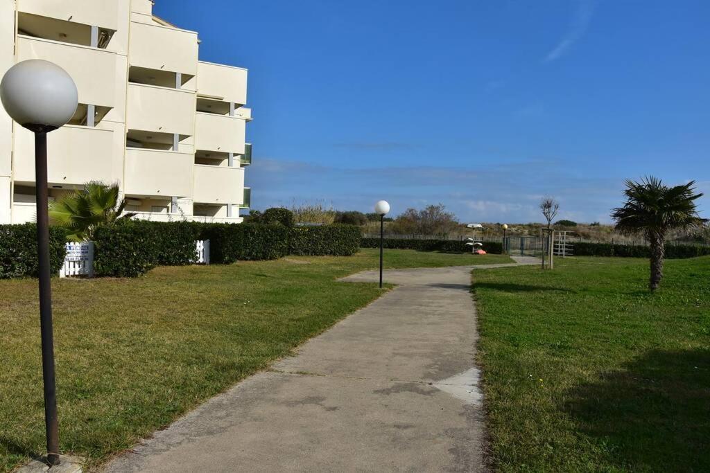 Les Goelettes - Appartement En Rdc Avec Acces Direct A La Plage Saint-Cyprien  Exterior foto